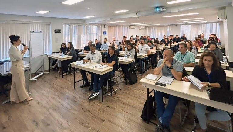 Leia mais sobre o artigo PERUÍBEPREV participa de curso sobre a implementação da lei de licitações 14.133/21